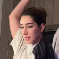 adolladola Nue