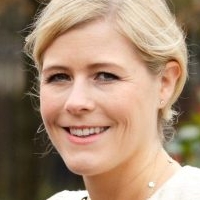 Ali Astall Nue