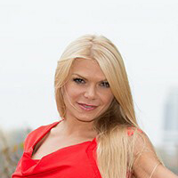 Alysha Laine Nue