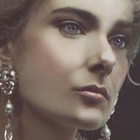 Aniela Rhodes Nue