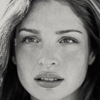 Anna Hopkins Nue
