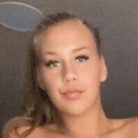 ava.busty Nue