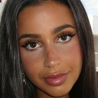 Bella Salerno Nue