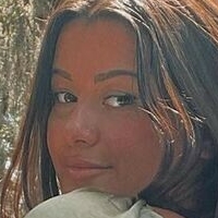 Carol Chaves Nue