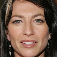 Claudia Black Nue