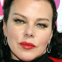 Debi Mazar Nue