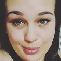 Debzlouise Nue
