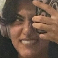 Denna Hadipour Nue