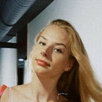 Dorka Juhasz Nue