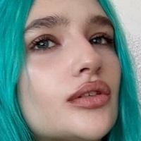 Elizabeth Anokhina Nue