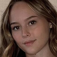 Ella Hascall Nue