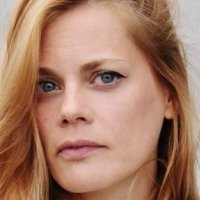 Elzemarieke de Vos Nue