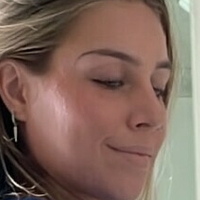 Emily Mangler Nue