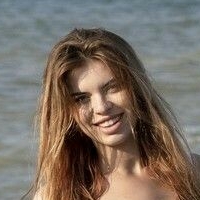 Emily Mayers Nue