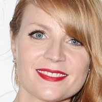 Emily Tarver Nue