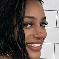 Freckles Nue