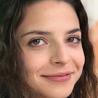 Gisselle Kuri Nue