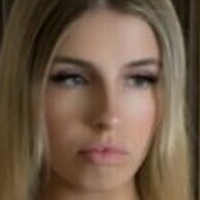 Hailey Phillips Nue