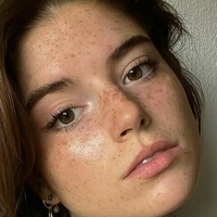 Hannah Stein Nue
