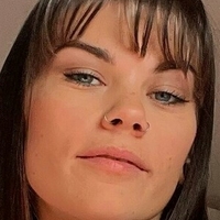 helloella Nue