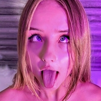 iam_emily_fox Nue