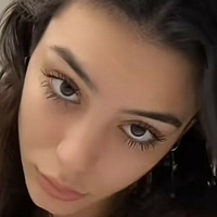 itselessa Nue