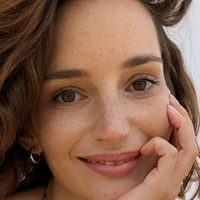 Janina Schiedlofsky Nue