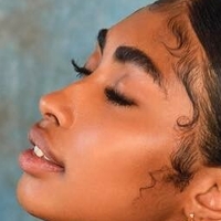 Jasmine Chola Nue