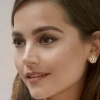 Jenna Louise Coleman Nue