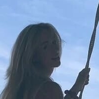 Julia Jaku Nue