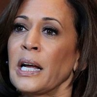Kamala Harris Nue