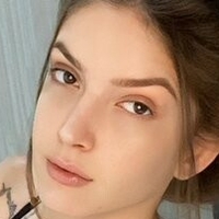Karen Borges Nue
