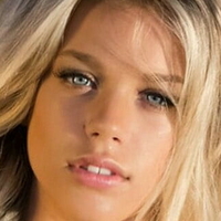 Kaylyn Slevin Nue