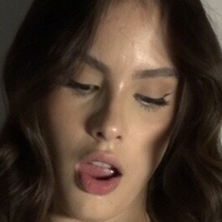 Kim Valentine Nue