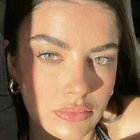 lanemeredithfree Nue