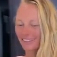 Laura Weyel Nue