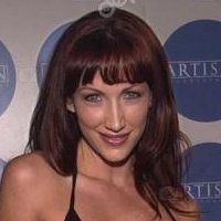 Lauren Hays Nue