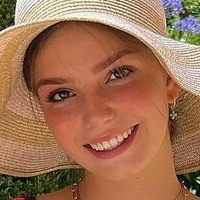 Léna Gross Nue