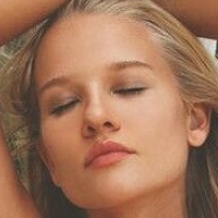 Lili Sepe Nue