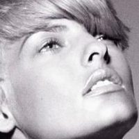 Linda Evangelista Nue