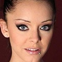 Liza Del Sierra Nue
