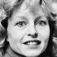 Liza Goddard Nue