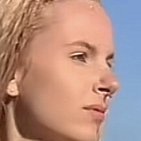 Louisa Paskert Nue