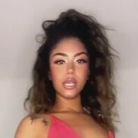 mackenzieluna Nue