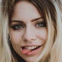 Maddie Phillips Nue