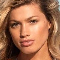 Maggie Rawlins Nue