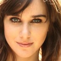 Maria Abadi Nue