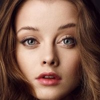 Maria Zhgenti Nue
