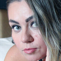 Marina Morris Nue