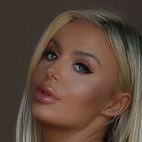 Meg Marie Nue